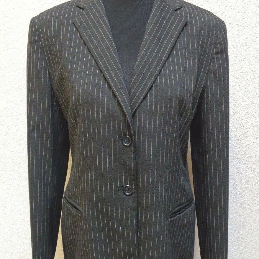 BLACK PINSTRIPE HIP LENGTH BLAZER 8 - Picture 4 of 6